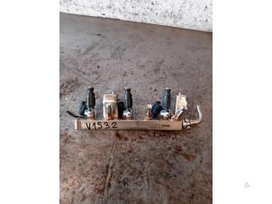 Begagnade Bränsleinsprutningsmunstycke Opel Corsa F (UB/UH/UP) 1.2 12V 75 Pris på förfrågan erbjuds av Autohandel-Smet Gebroeders NV