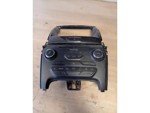 Begagnade Luftkonditionering, kontrollpanel Ford Ranger 2.0 EcoBlue 16V 4x4 Pris på förfrågan erbjuds av Autohandel-Smet Gebroeders NV