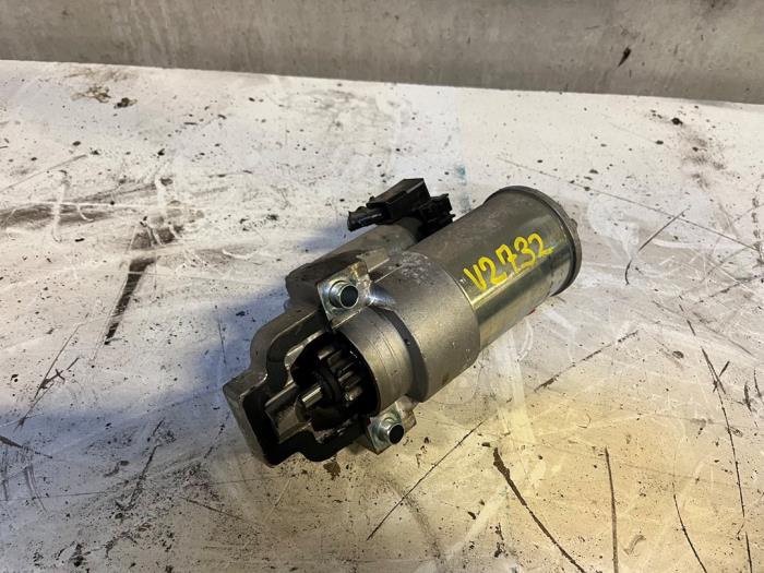 Startmotor från en Ford Ranger 2.0 EcoBlue 16V 4x4 2021