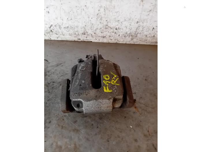 Främre bromsok, höger från en BMW 5 serie (F10) 520d 16V 2016