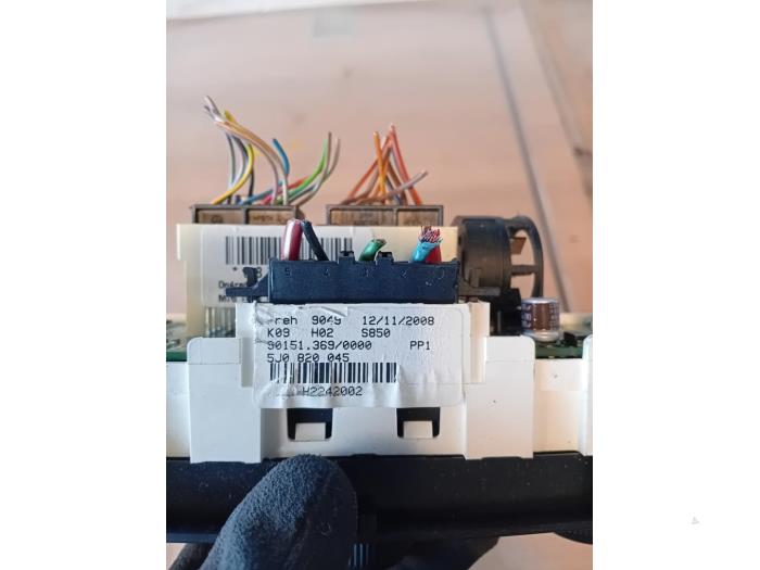 Luftkonditionering, kontrollpanel från en Skoda Fabia II (5J) 1.2i 12V 2009