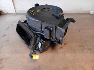 Begagnade Fläktmotor för uppvärmning och ventilation Jaguar XK 8 4.0 V8 32V Pris på förfrågan erbjuds av Autohandel-Smet Gebroeders NV