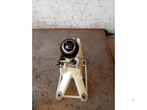 Gebruikte Versnellingspook Mazda CX-5 I (KE,GH) 2.2 Skyactiv D 150 16V 4WD Prijs op aanvraag aangeboden door Autohandel-Smet Gebroeders NV