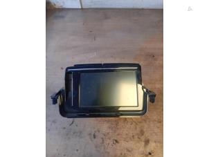 Gebruikte Navigatie Display Renault Megane III Grandtour (KZ) 1.2 16V TCE 130 Prijs op aanvraag aangeboden door Autohandel-Smet Gebroeders NV