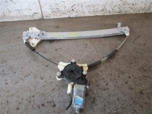 Gebruikte Ruitenwismotor + Mechaniek Hyundai i20 (GBB) 1.2i 16V Prijs op aanvraag aangeboden door Autohandel-Smet Gebroeders NV