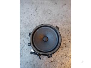 Begagnade Högtalare Hyundai i20 (BC3) 1.0 T-GDI 100 12V Pris på förfrågan erbjuds av Autohandel-Smet Gebroeders NV