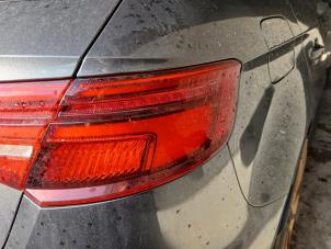 Begagnade Baklykta, höger Audi RS 3 Sportback (8VA/8VF) 2.5 TFSI 20V Quattro Pris på förfrågan erbjuds av Autohandel-Smet Gebroeders NV