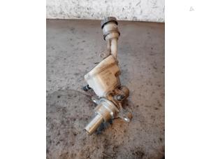 Gebruikte Hoofdremcilinder Ford Fiesta 5 (JD/JH) Prijs op aanvraag aangeboden door Autohandel-Smet Gebroeders NV