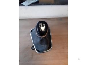 Begagnade Växelspak Renault Kadjar (RFEH) 1.2 Energy TCE 130 Pris på förfrågan erbjuds av Autohandel-Smet Gebroeders NV