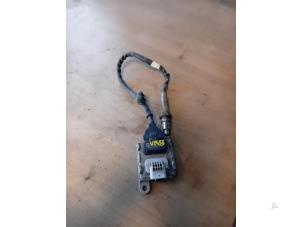 Gebruikte Nox sensor Peugeot 5008 II (M4/MC/MJ/MR) 1.6 BlueHDi 115 Prijs op aanvraag aangeboden door Autohandel-Smet Gebroeders NV
