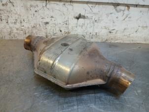 Begagnade Katalytisk avgasrenare BMW 3 serie (F30) 320d 2.0 16V EfficientDynamicsEdition Pris på förfrågan erbjuds av Autohandel-Smet Gebroeders NV