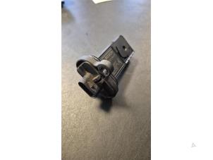 Begagnade Luftflödesmätare BMW 6 serie Gran Coupe (F06) 650i V8 32V Pris på förfrågan erbjuds av Autohandel-Smet Gebroeders NV