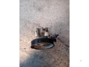 Gebruikte Stuurpomp Chrysler Voyager/Grand Voyager (RT) 2.8 CRD 16V Grand Voyager Prijs op aanvraag aangeboden door Autohandel-Smet Gebroeders NV