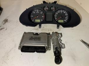 Begagnade Tändningslås + dator Seat Ibiza III (6L1) 1.9 TDI FR Pris € 75,00 Marginaltabell erbjuds av Autodemontage van der Iest