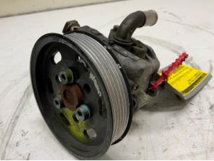 Gebruikte Stuurbekrachtiging Pomp Volkswagen Sharan (7M8/M9/M6) 1.9 TDI 115 Prijs € 50,00 Margeregeling aangeboden door Autodemontage van der Iest