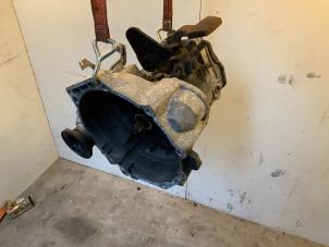 Gebruikte Versnellingsbak Volkswagen Passat Variant (3C5) 2.0 TDI 16V Bluemotion Prijs € 399,99 Margeregeling aangeboden door Autodemontage van der Iest