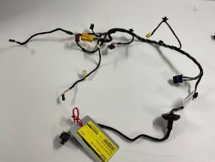 Używane Wiazka przewodów Mercedes E (W212) E-350 CDI V6 24V BlueEfficiency Cena € 14,99 Procedura marży oferowane przez Autodemontage van der Iest