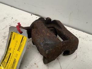 Begagnade Främre bromsok, vänster Mercedes A (W169) 1.5 A-150 5-Drs. Pris € 12,50 Marginaltabell erbjuds av Autodemontage van der Iest