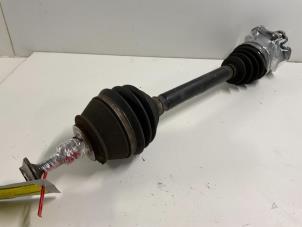 Gebruikte Cardanas rechts-voor (VWA) Audi A6 Avant Quattro (C6) 3.0 TDI V6 24V Prijs € 48,50 Margeregeling aangeboden door Autodemontage van der Iest