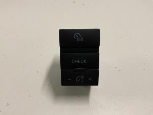 Gebruikte Cruise Control Bediening Audi A6 Avant Quattro (C6) 3.0 TDI V6 24V Prijs € 19,99 Margeregeling aangeboden door Autodemontage van der Iest