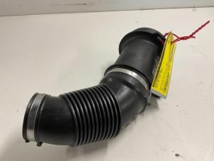 Gebruikte Luchtmassameter Audi A6 Avant Quattro (C6) 3.0 TDI V6 24V Prijs € 25,00 Margeregeling aangeboden door Autodemontage van der Iest