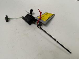 Gebruikte Motor Centrale Deurvergrendeling BMW 5 serie (E60) 530i 24V Prijs € 30,00 Margeregeling aangeboden door Autodemontage van der Iest