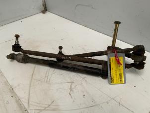 Gebruikte Spoorstang links Mercedes E Combi diesel (S124) 2.5 250 TD Prijs € 40,00 Margeregeling aangeboden door Autodemontage van der Iest