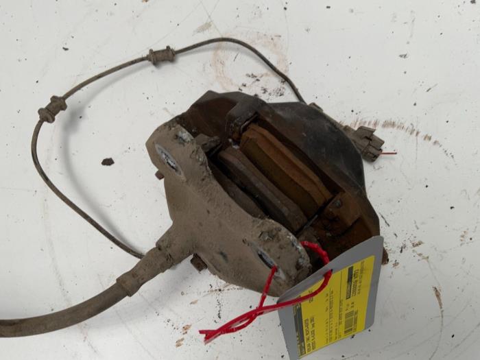 Bakre bromsok, höger från en Mercedes-Benz ML I (163) 270 2.7 CDI 20V 2002