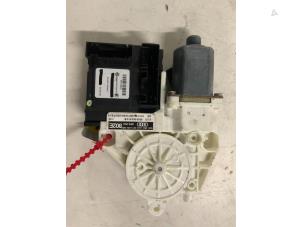 Gebruikte Raammotor Portier Audi A3 (8P1) 1.9 TDI Prijs € 17,50 Margeregeling aangeboden door Autodemontage van der Iest