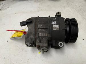 Begagnade Luftkonditioneringspump Volkswagen Jetta III (1K2) 1.6 FSI 16V Pris € 95,00 Marginaltabell erbjuds av Autodemontage van der Iest