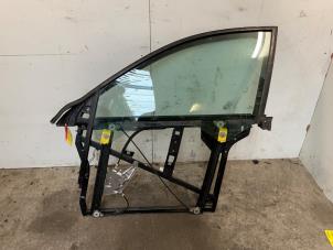 Używane Drzwi lewe przednie korpus wersja 4-drzwiowa Audi A6 (C5) Cena € 49,99 Procedura marży oferowane przez Autodemontage van der Iest