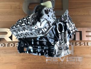Skontrolowane Silnik Landrover Range Rover Sport (LW) 4.4 SDV8 32V Cena € 11.192,50 Z VAT oferowane przez RH Motoren Transmissie Revisie BV
