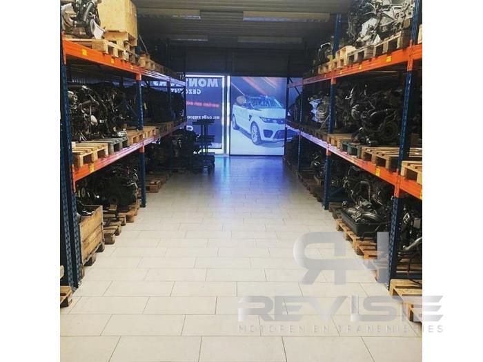 Dynamo från en Audi S5 (F53/F5P) 3.0 TDI V6 24V Mild hybrid 2023