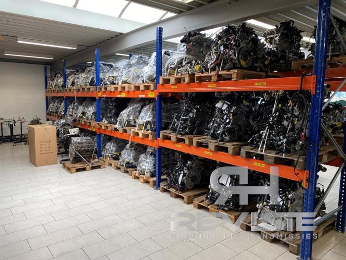 Motor från en Land Rover Discovery III (LAA/TAA) 2.7 TD V6 2007