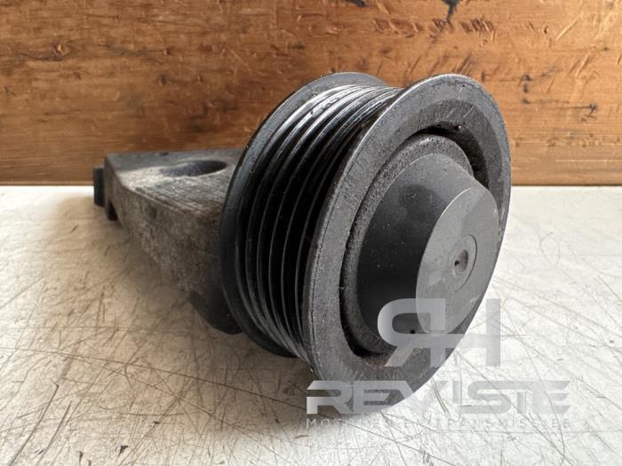 Remskiva, drivrem från en Jaguar XF (X260) 3.0 S V6 D 24V 2017