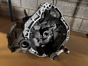 Begagnade Växellåda Renault Twingo III (AH) 1.0 SCe 70 12V Pris € 220,00 Marginaltabell erbjuds av Express Autodemontage