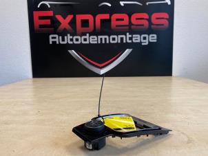 Begagnade I-Drive-vred Volkswagen T-Roc I 2.0 TDI 150 16V Pris € 70,00 Marginaltabell erbjuds av Express Autodemontage