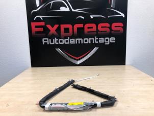 Begagnade Takgardinairbag, höger Ford Fiesta 6 (JA8) 1.0 Ti-VCT 12V 65 Pris € 69,00 Marginaltabell erbjuds av Express Autodemontage