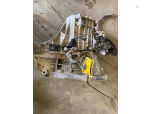 Begagnade Växellåda Kia Picanto (JA) 1.0 12V Pris € 450,00 Marginaltabell erbjuds av Express Autodemontage