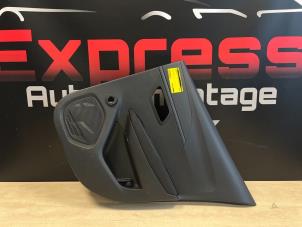 Begagnade List, bakdörr, 4-dörrars, höger Peugeot 208 Pris på förfrågan erbjuds av Express Autodemontage