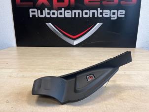 Używane Przelacznik poduszki powietrznej Citroen C3 (SX/SW) 1.2 12V e-THP PureTech 110 Cena € 20,00 Procedura marży oferowane przez Express Autodemontage