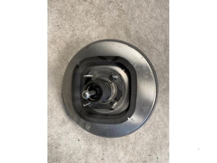 Rembekrachtiger van een Citroën Berlingo 1.6 BlueHDI 100 2021