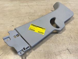 Używane Slupek srodkowy prawy Citroen Berlingo 1.6 BlueHDI 100 Cena € 50,00 Procedura marży oferowane przez Express Autodemontage