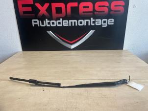 Używane Ramie wycieraczki przedniej Citroen Berlingo 1.6 BlueHDI 100 Cena € 25,00 Procedura marży oferowane przez Express Autodemontage