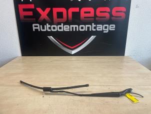 Używane Ramie wycieraczki przedniej Citroen Berlingo 1.6 BlueHDI 100 Cena € 25,00 Procedura marży oferowane przez Express Autodemontage