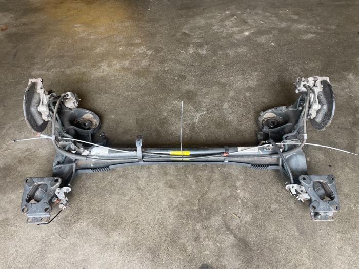 Achteras voorwielaandrijving van een Citroën Berlingo 1.6 BlueHDI 100 2021