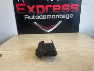 Używane Pokrywa kolumny kierownicy Citroen Berlingo 1.6 BlueHDI 100 Cena € 35,00 Procedura marży oferowane przez Express Autodemontage