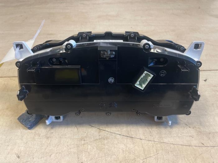 Kilometerteller KM van een Citroën Berlingo 1.6 BlueHDI 100 2021