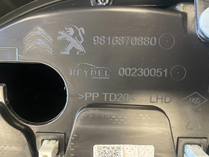 Panel z Citroën Berlingo 1.6 BlueHDI 100 2021