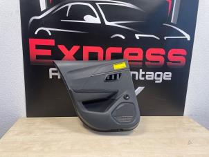 Begagnade List, bakdörr, 4-dörrars, vänster Peugeot 208 II (UB/UH/UP) 1.2 Vti 12V PureTech 75 Pris på förfrågan erbjuds av Express Autodemontage